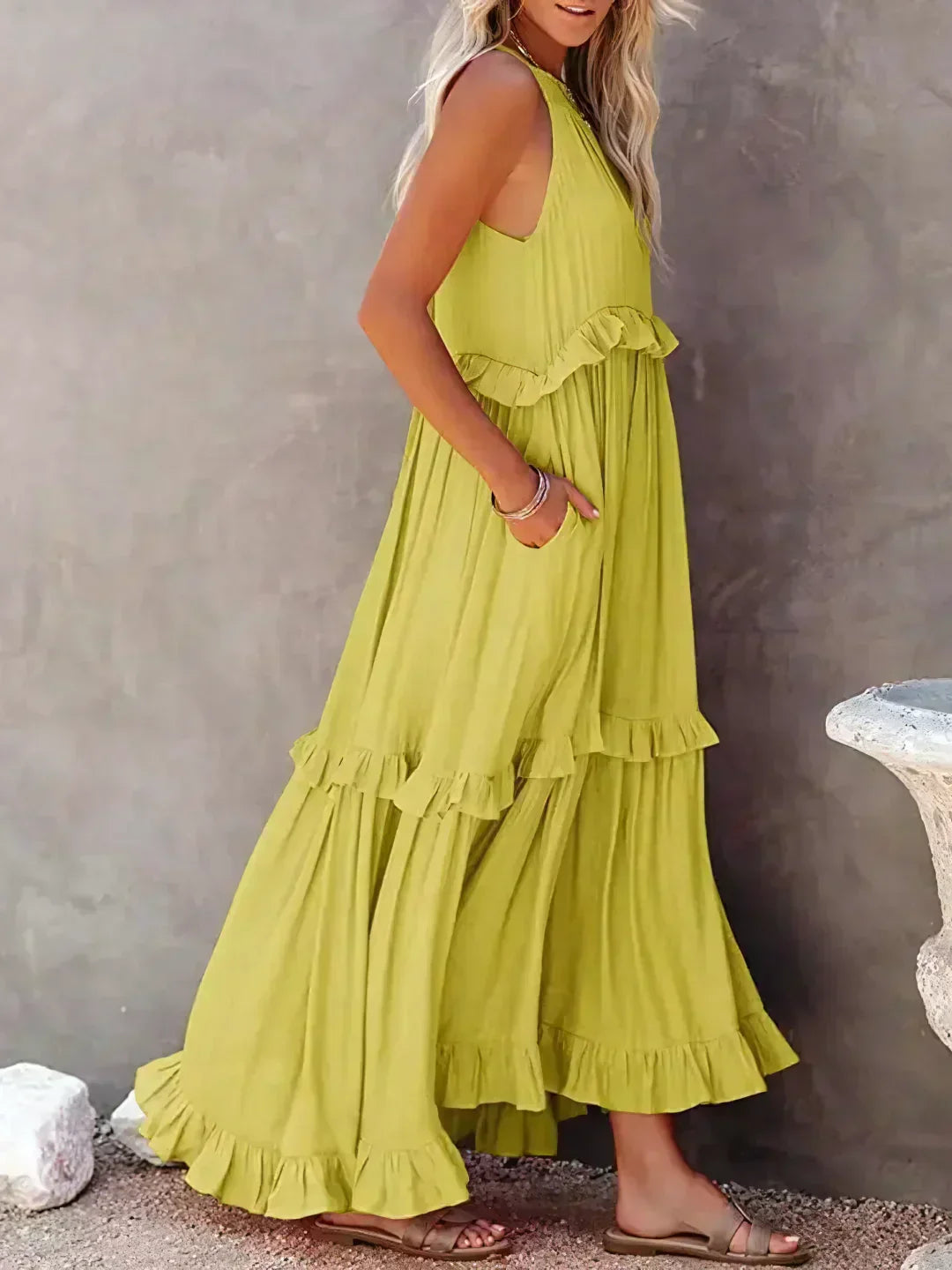 Emilia - Halternek Ruffle Maxi Jurk